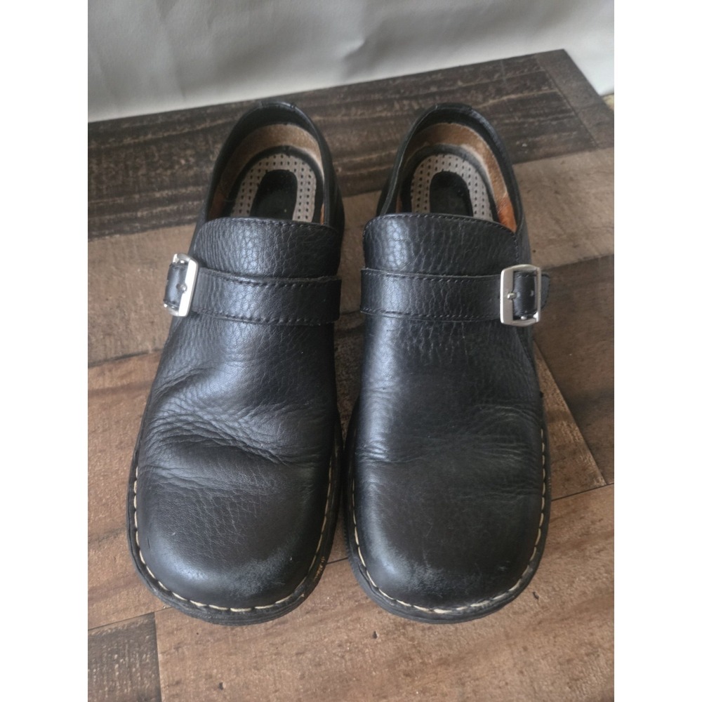 Born Womens Black Leather w/Buckle Shoes. Sz 9